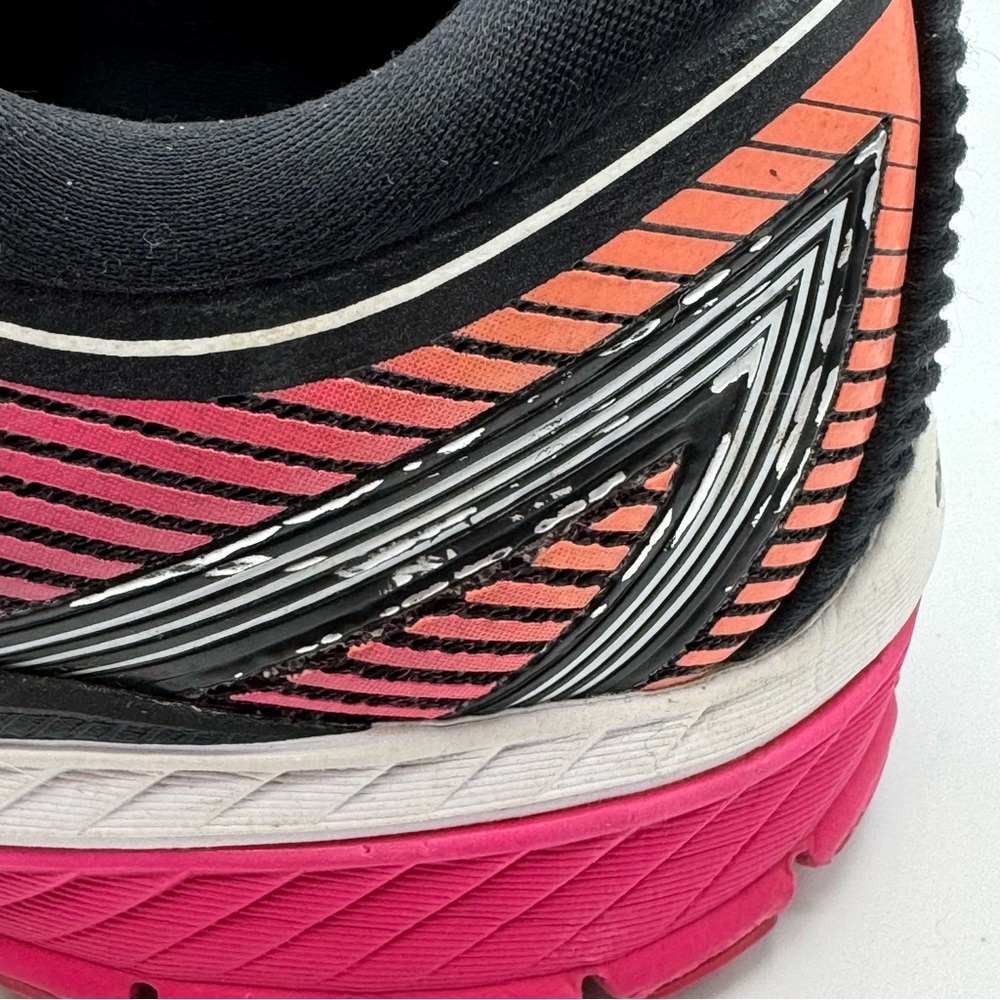 Brooks Women's Ghost 10 Athletic Shoes - Black and Pink 1202461D067 Wide US 9.5 - Picture 5 of 9